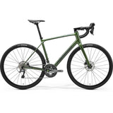 Merida Scultura Endurance 300 road bike with hydraulic disc brakes and 35c tire clearance, black and red frame, front view