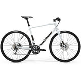 Merida Speeder 300 hybrid bike with hydraulic disc brakes and carbon fork, ideal for commuting and fitness riding.