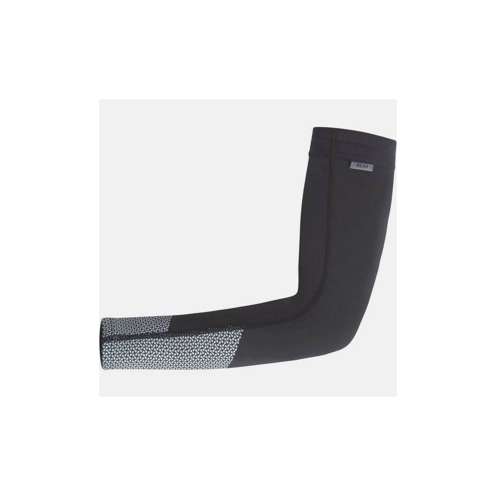 Madison DTE Stellar Tech Isoler thermal arm warmers with DWR coating for cycling, shown on a model in a biking outfit.