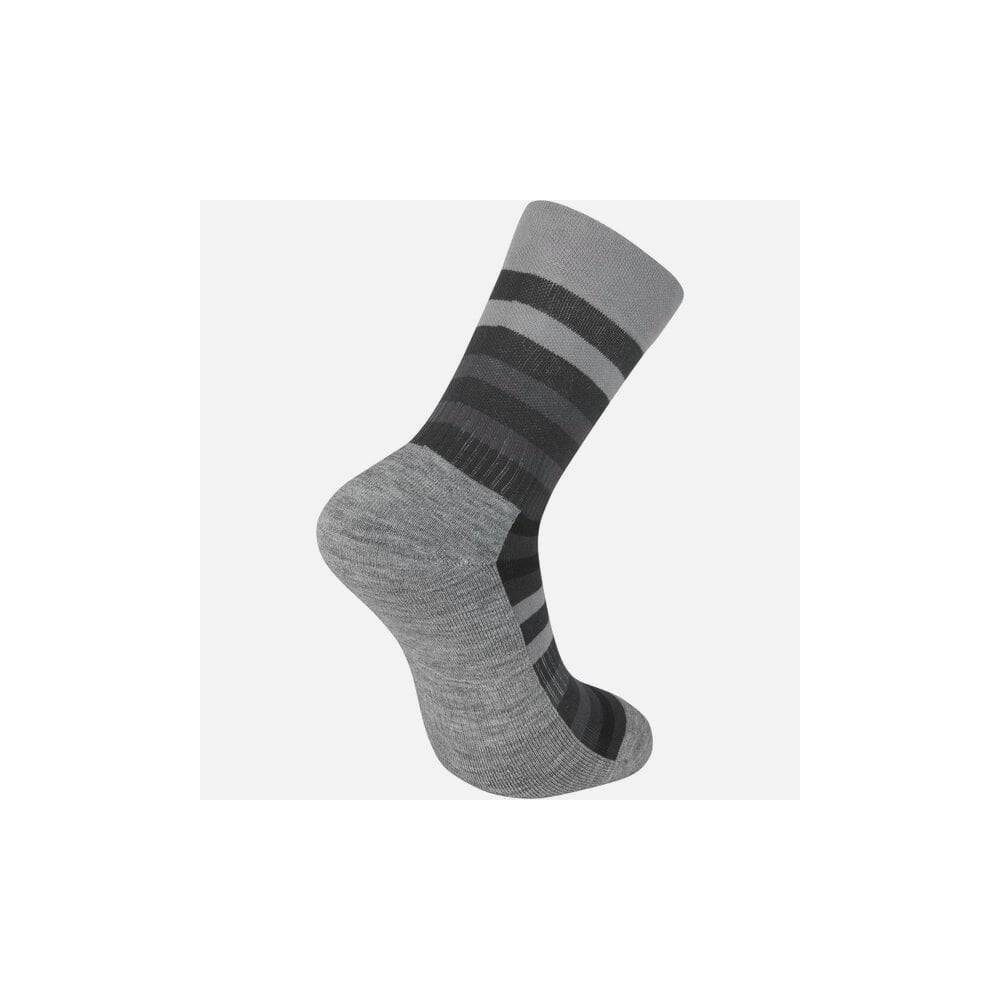 Madison Roam Isoler Merino 4 Season cycling socks with insulation and support, featuring moisture-wicking merino wool and cushioned design.