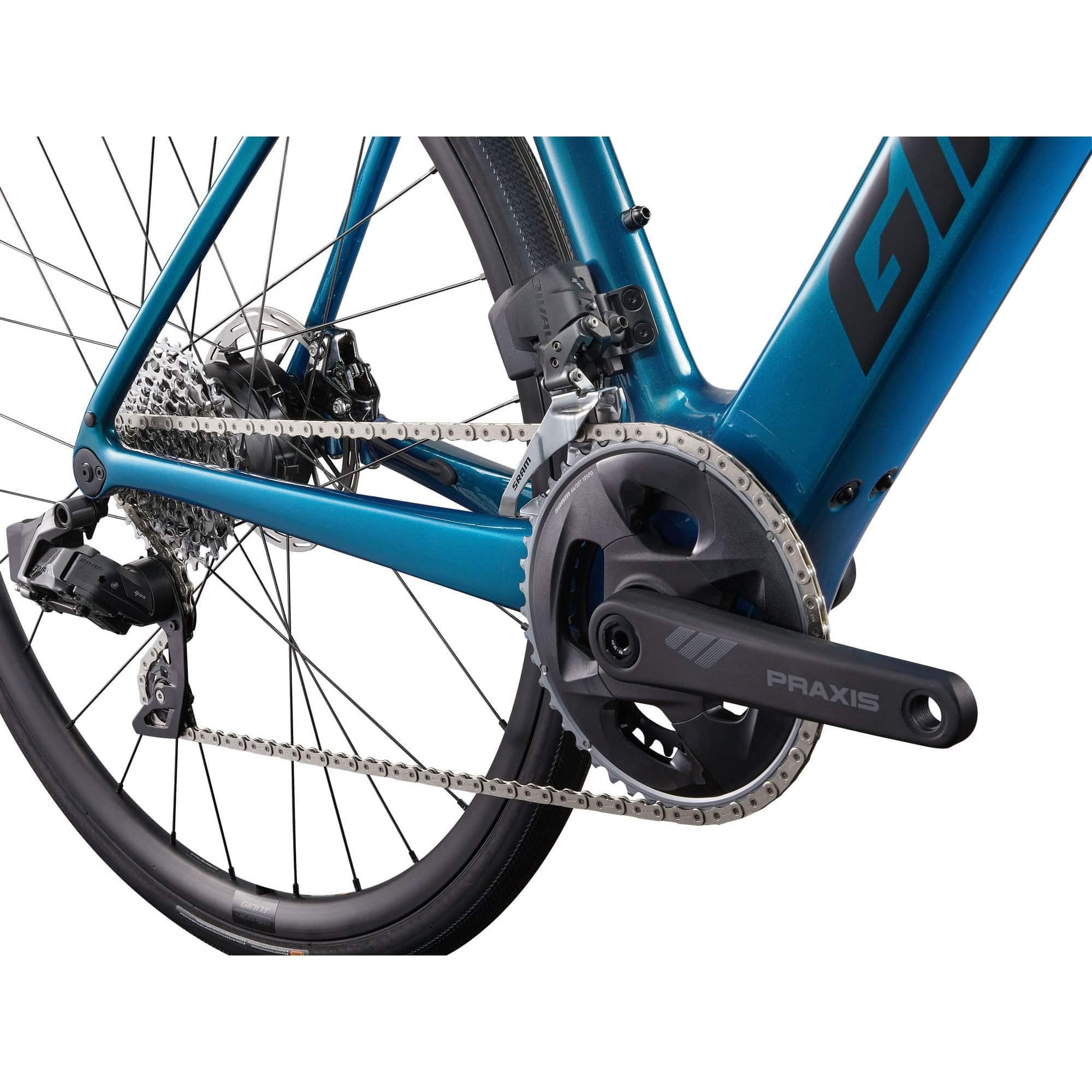 Giant Defy Advanced E+ Elite 2 e-road bike with SyncDrive Move Plus motor and SRAM wireless drivetrain, black and red frame.