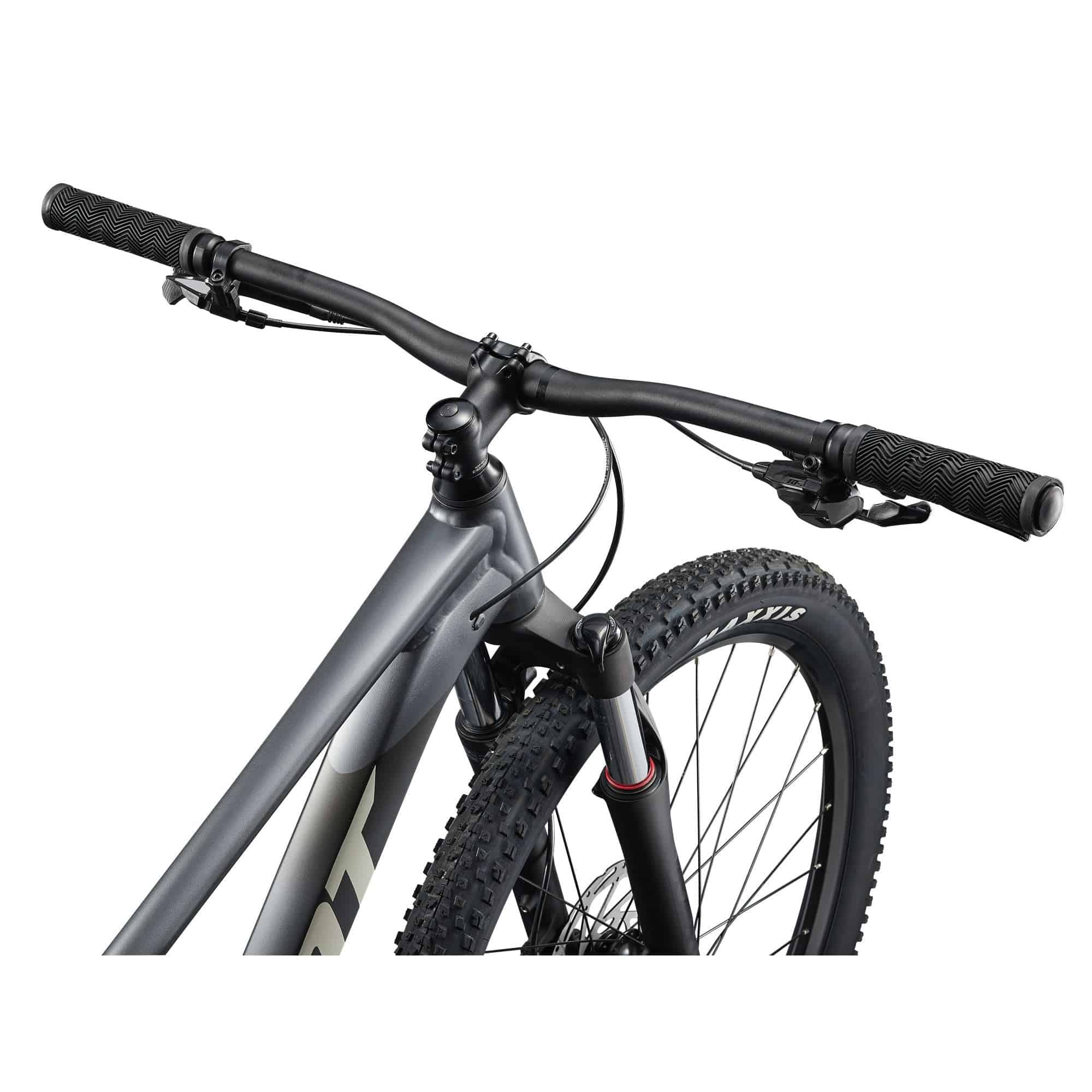 Giant Talon 29 1 mountain bike with Shimano CUES U6000 disc brakes, unisex mountain bike ready for trail riding.