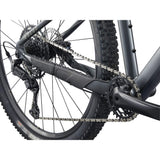 Giant Talon 29 1 mountain bike with Shimano CUES U6000 disc brakes, unisex MTB with sturdy frame and knobby tires.