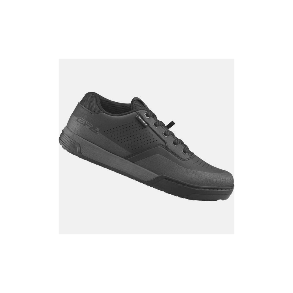 Shimano GF6 gravel shoes with ULTREAD grip and TORBAL 2.0 control, showcasing the durable, breathable cycling footwear.