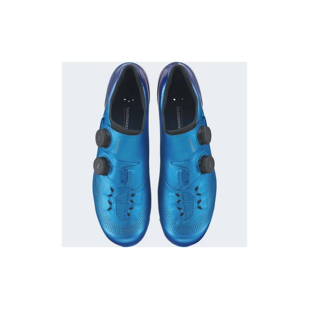 Shimano S-PHYRE RC9 road cycling shoes with black design and dual BOA Li2 dials, lightweight and aerodynamic for racing.