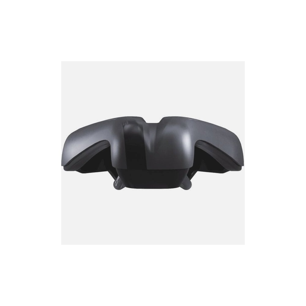 PRO TSA 1.1 carbon triathlon and time trial saddle with 132mm width, aerodynamic design for cycling components.