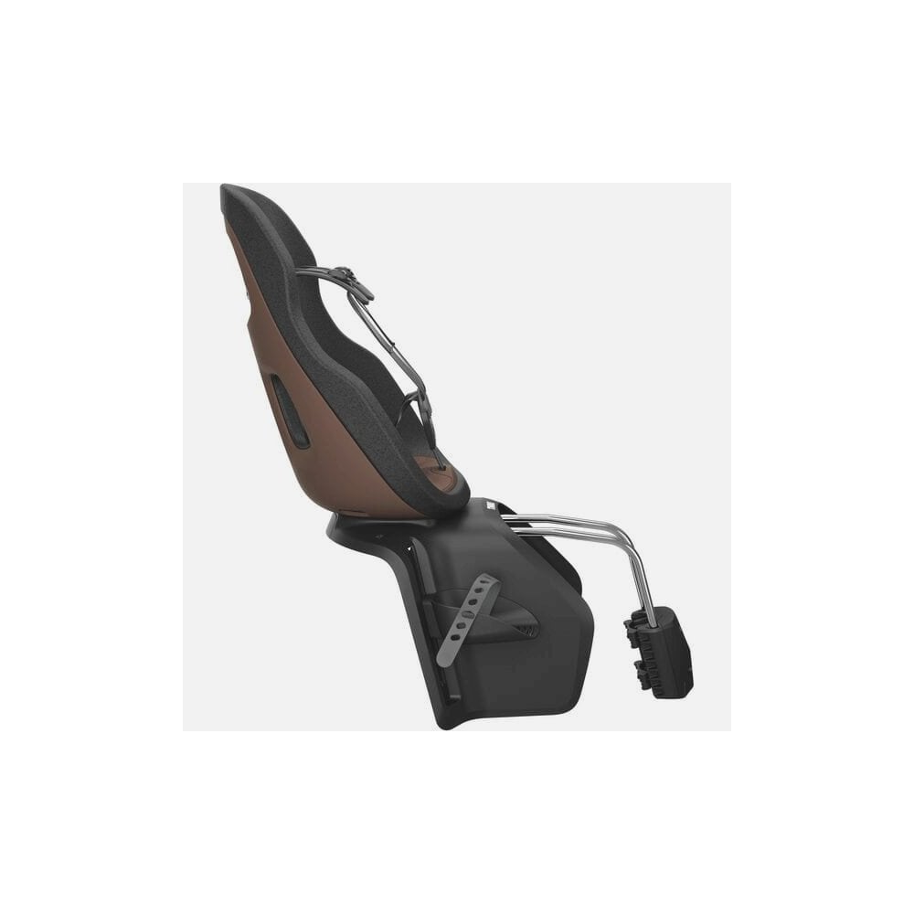 Thule Yepp Nexxt 2 Maxi child seat frame mount with suspension and safety buckle for bike accessories.