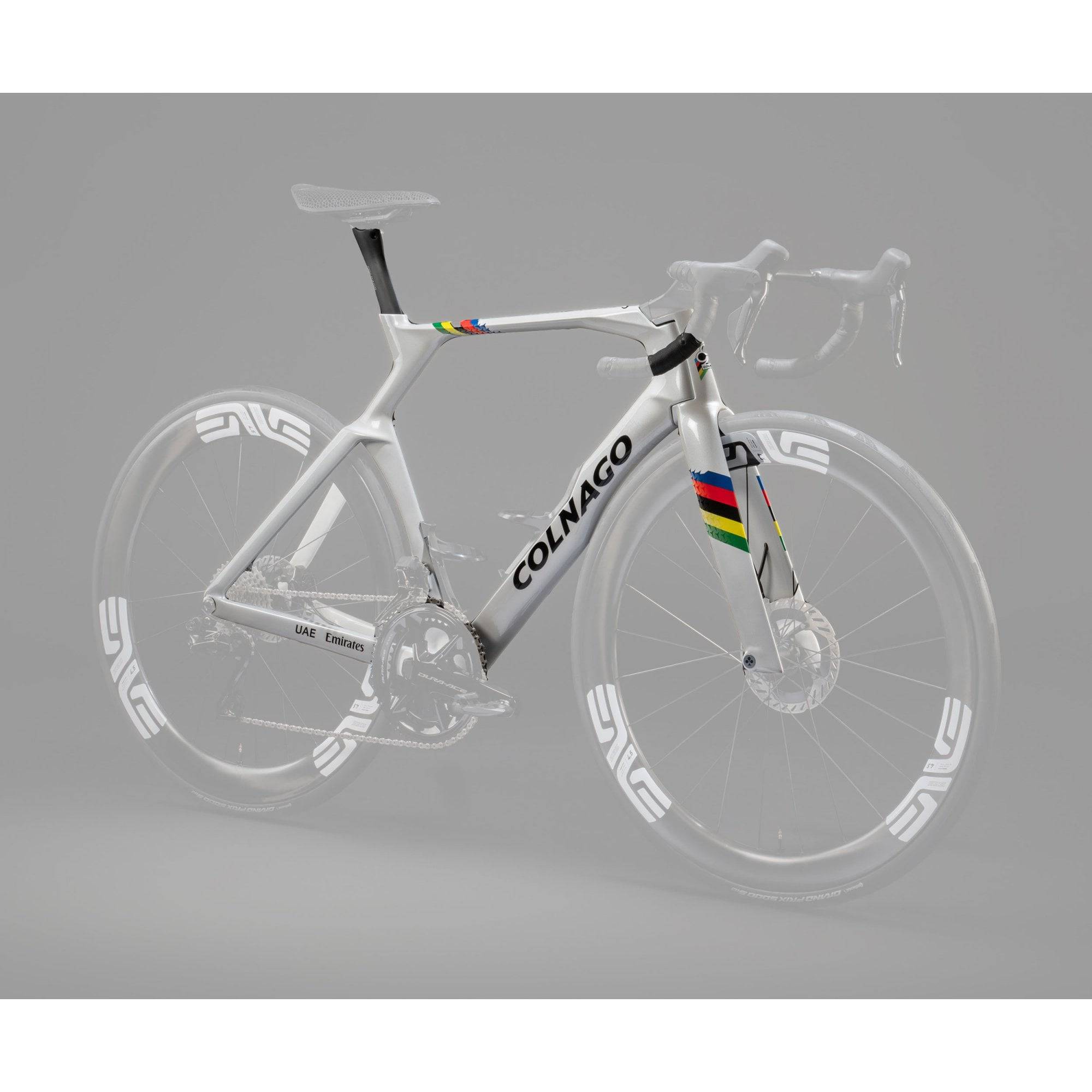 Colnago Y1Rs Disc 2025 carbon TT aero road frameset with integrated disc brakes, sleek aerodynamic design for high-performance cycling.