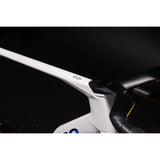 Colnago Y1RS Disc 2025 carbon aero road bike with Shimano Dura-Ace Di2 groupset, featuring aerodynamic frame and disc brakes.