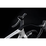 Colnago Y1RS Disc 2025 carbon aero road bike with Shimano Dura-Ace Di2 groupset, featuring aerodynamic frame and disc brakes.