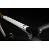 Colnago Y1RS Disc 2025 carbon aero road bike with Shimano Dura-Ace Di2 groupset, featuring aerodynamic frame and disc brakes.
