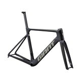 Giant Propel Advanced Pro-FF road frameset with aerodynamic design and disc brake compatibility, shown in a sleek black finish.
