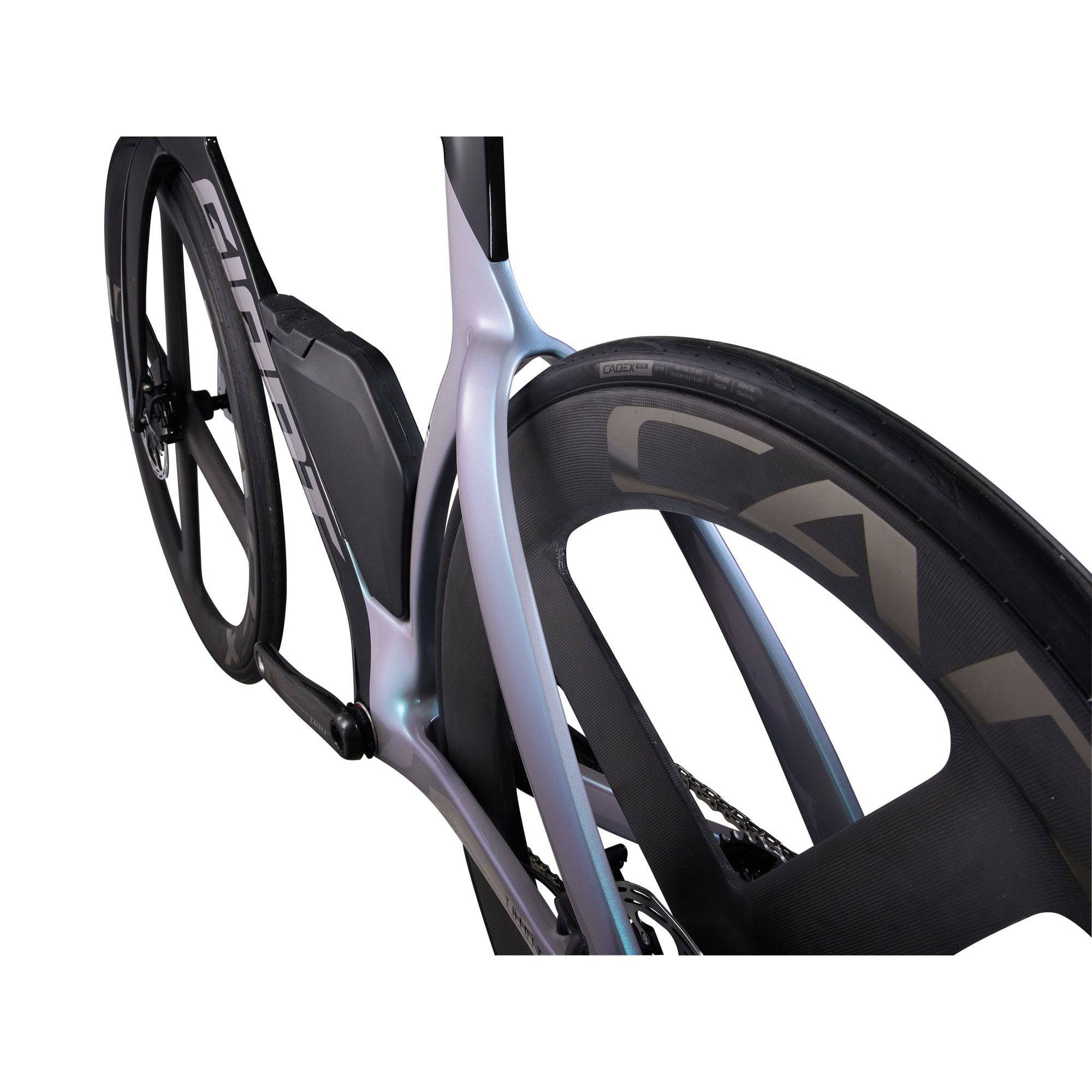 Giant Trinity Advanced SL 0 triathlon bike with integrated hydration system and disc brakes, aerodynamic design for speed and performance.