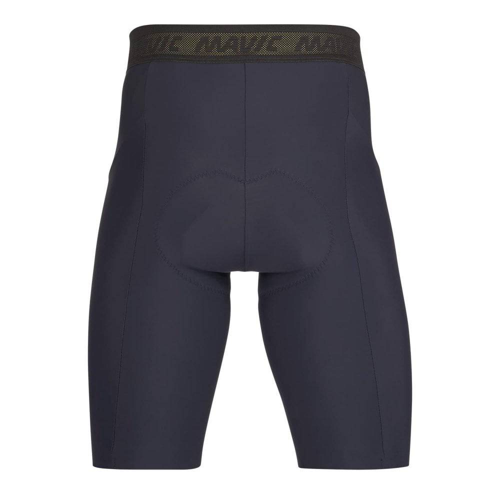Mavic Aksium cycling shorts with Ergo Essential insert, designed for comfort and performance during bike rides.