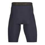 Mavic Aksium cycling shorts with Ergo Essential insert, designed for comfort and performance during bike rides.