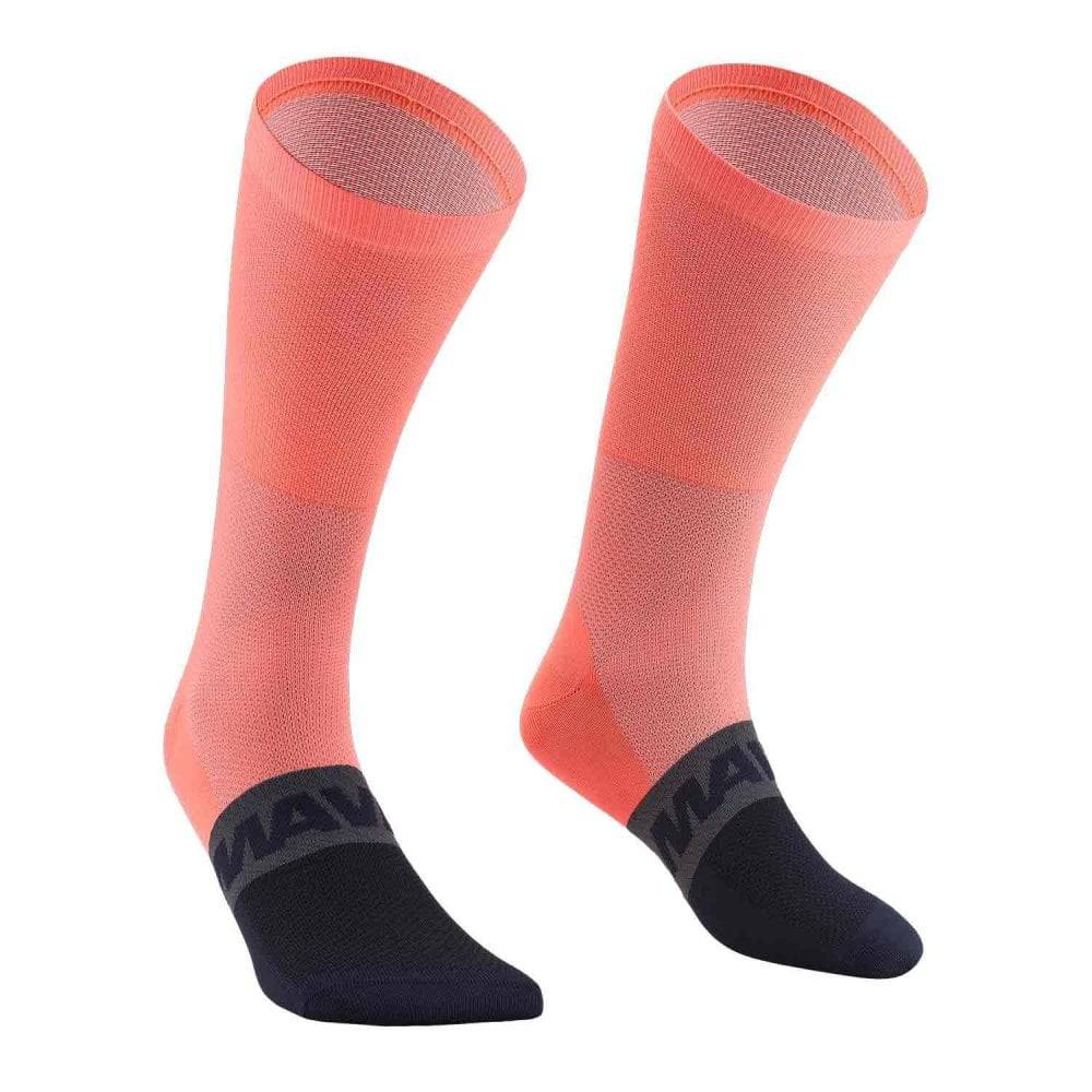 Mavic Aksium high cycling socks in breathable eco-friendly fabric, featuring durable construction and comfortable fit for cycling.