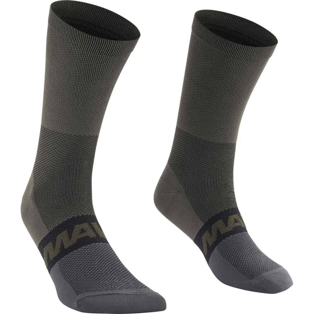Mavic Aksium high cycling socks made of breathable, eco-friendly fabric, designed for durability and comfort during rides.