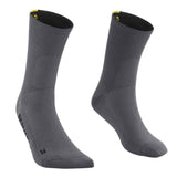 Mavic Essential mid socks with breathable mesh, odor control, and anatomical fit, designed for comfortable athletic wear.