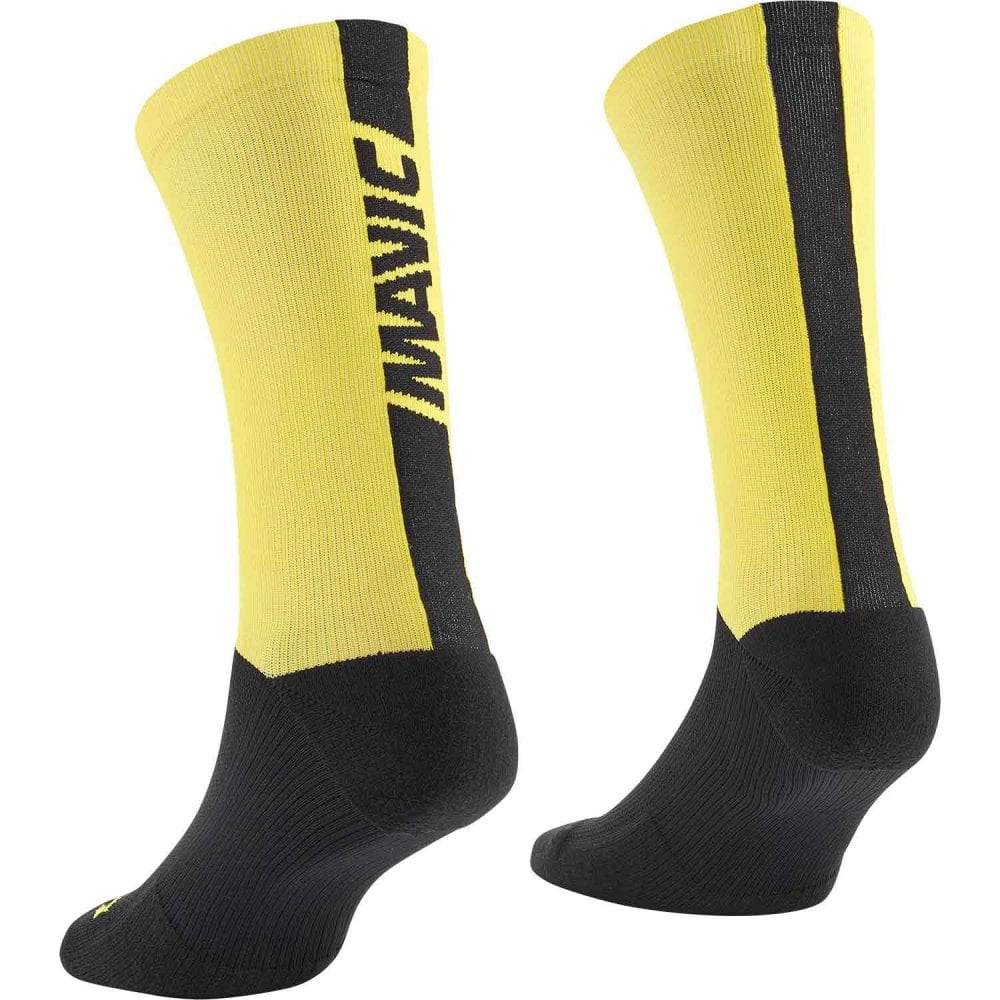 Mavic logo cycling socks with antibacterial T-Care Plus fiber, 18cm height, made of breathable, moisture-wicking clothing fabric.