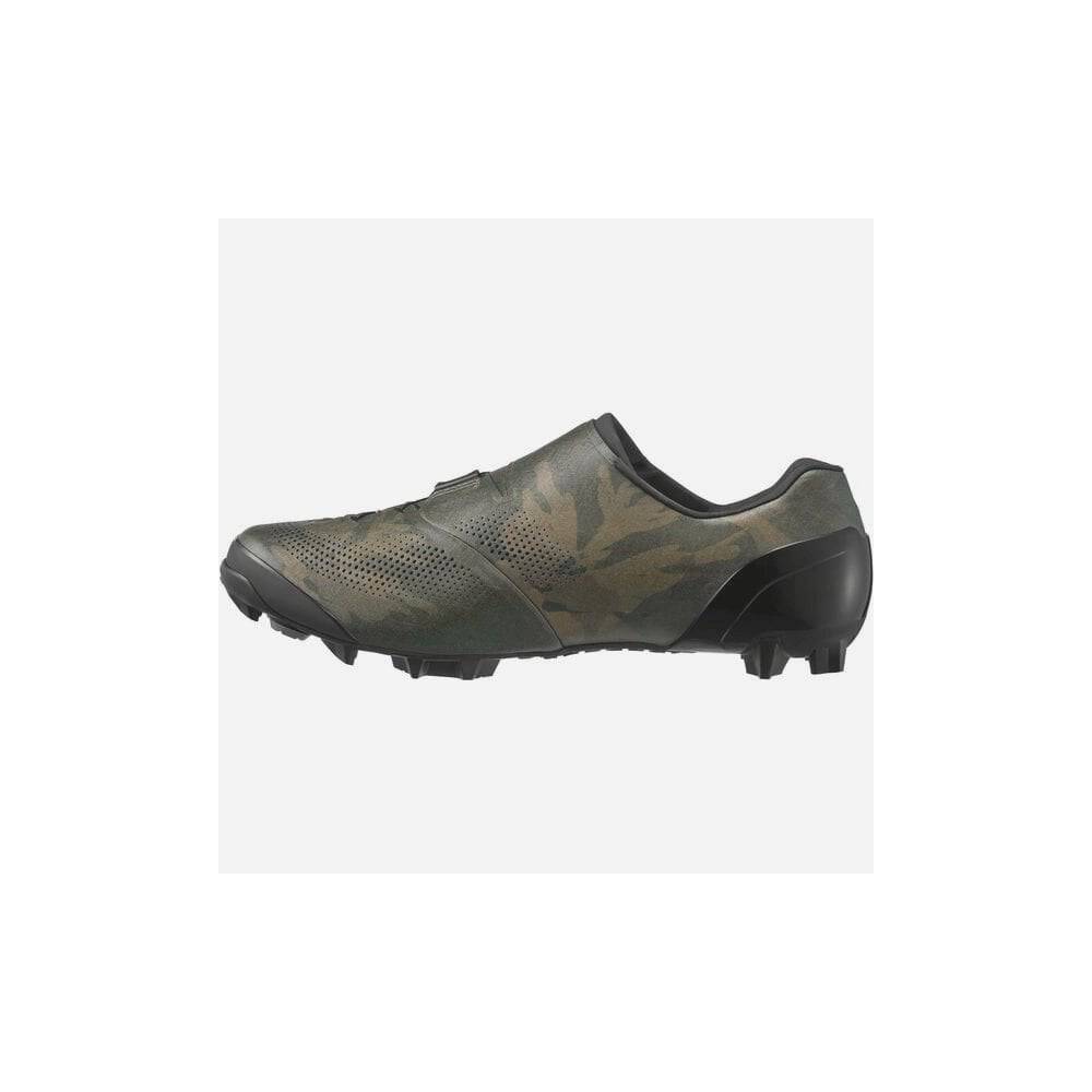 Shimano S-PHYRE XC9 MTB shoes for cross-country racing, featuring lightweight design and secure fit for cycling performance.