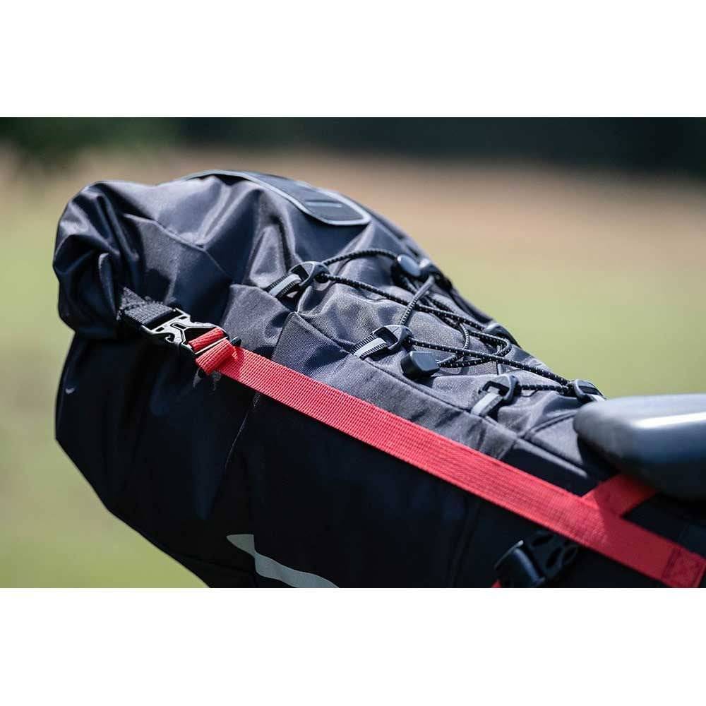 Zefal Z Adventure R17 bikepacking saddle bag with adjustable waterproof design, suitable for 8-17L storage capacity.