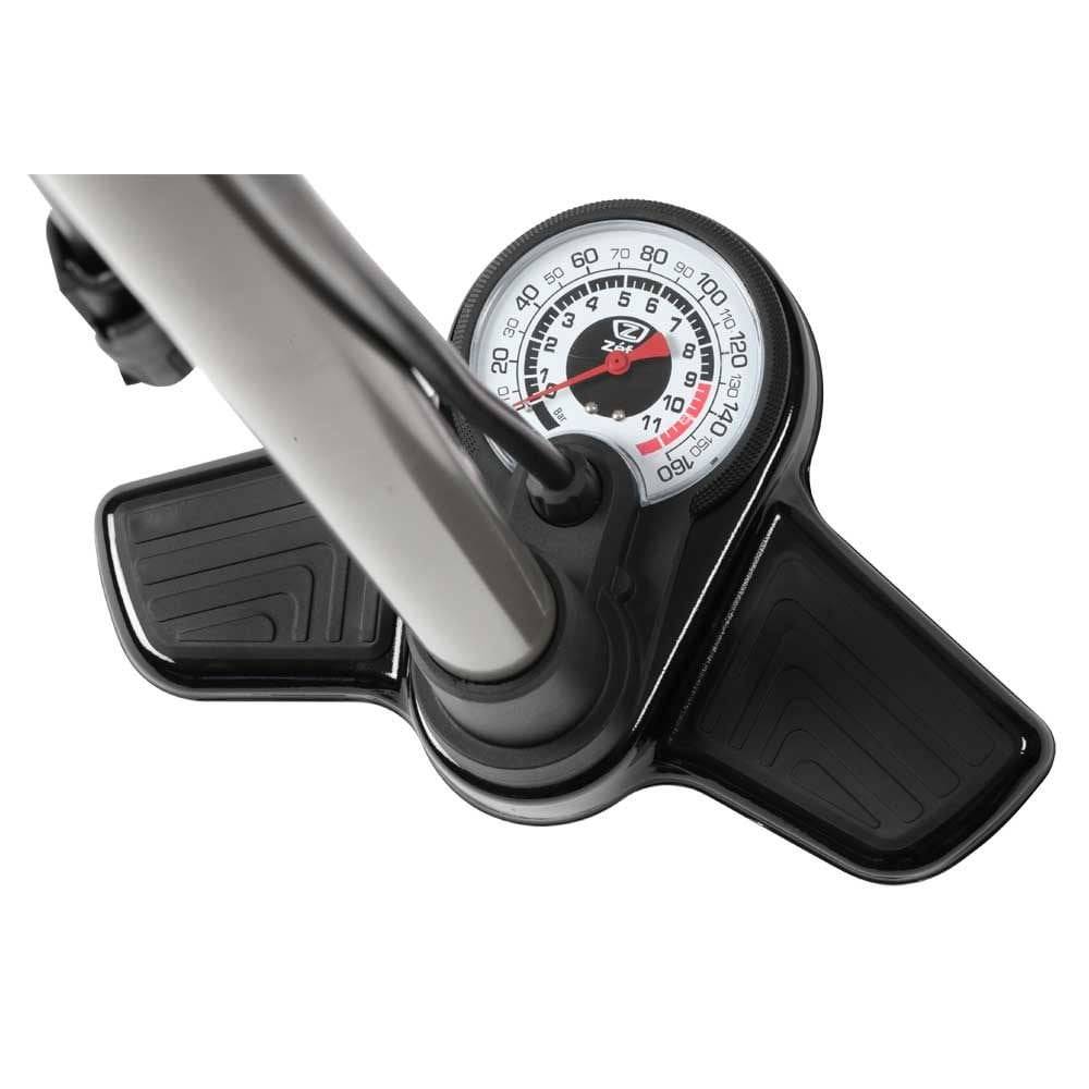 Zefal Profil Max FP20 floor pump with Z-Switch, showing digital gauge and valve compatibility for Presta, Schrader, and Dunlop.