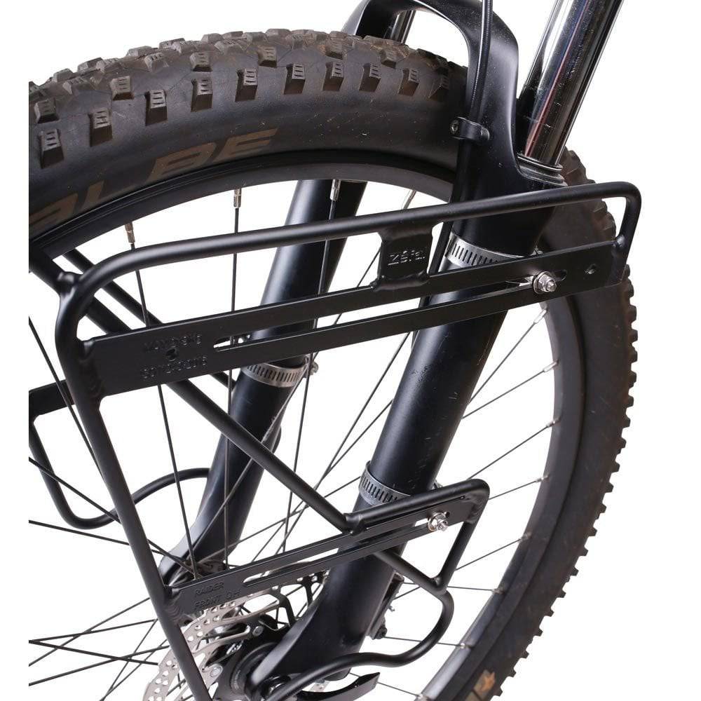 Zefal Raider front bike rack made of adjustable aluminum, designed for securing luggage on a bicycle's front carrier.