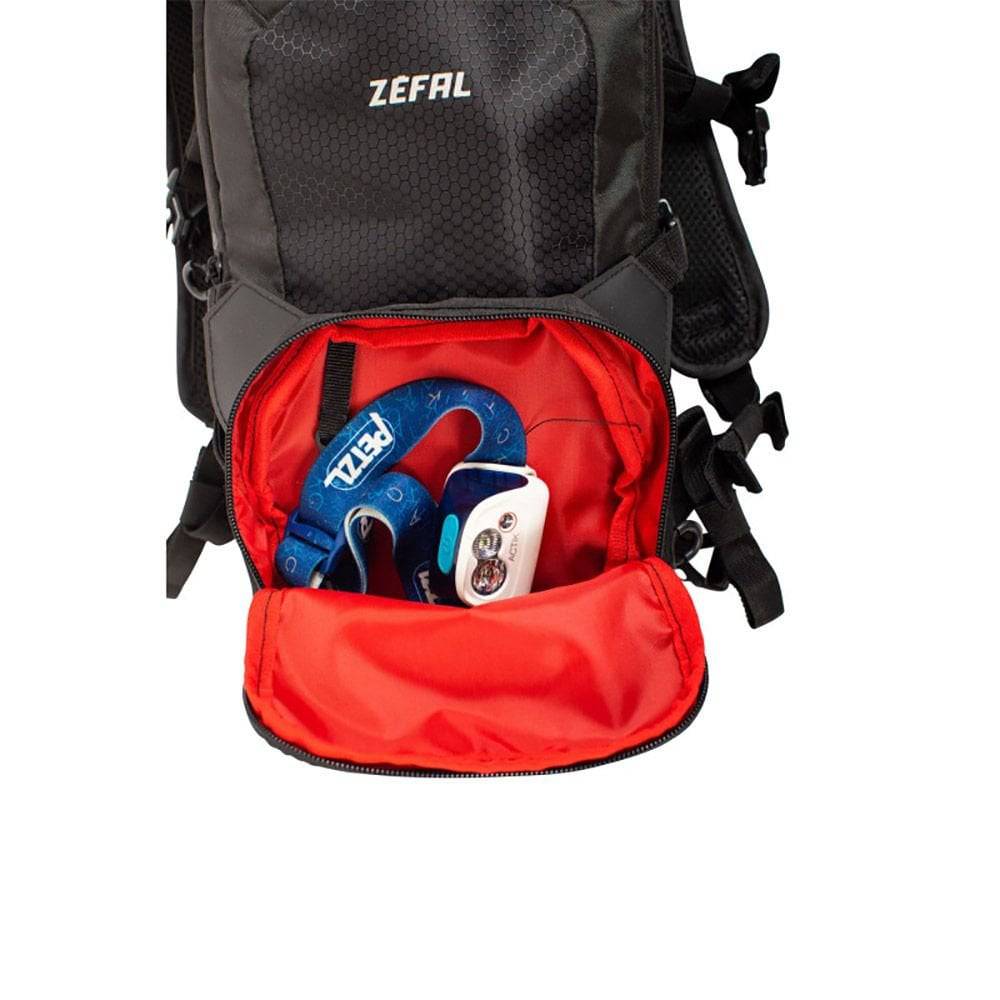 Zefal Z Hydro XC black hydration bag with 2L PEVA bladder for mountain biking, adjustable straps and quick-access pocket
