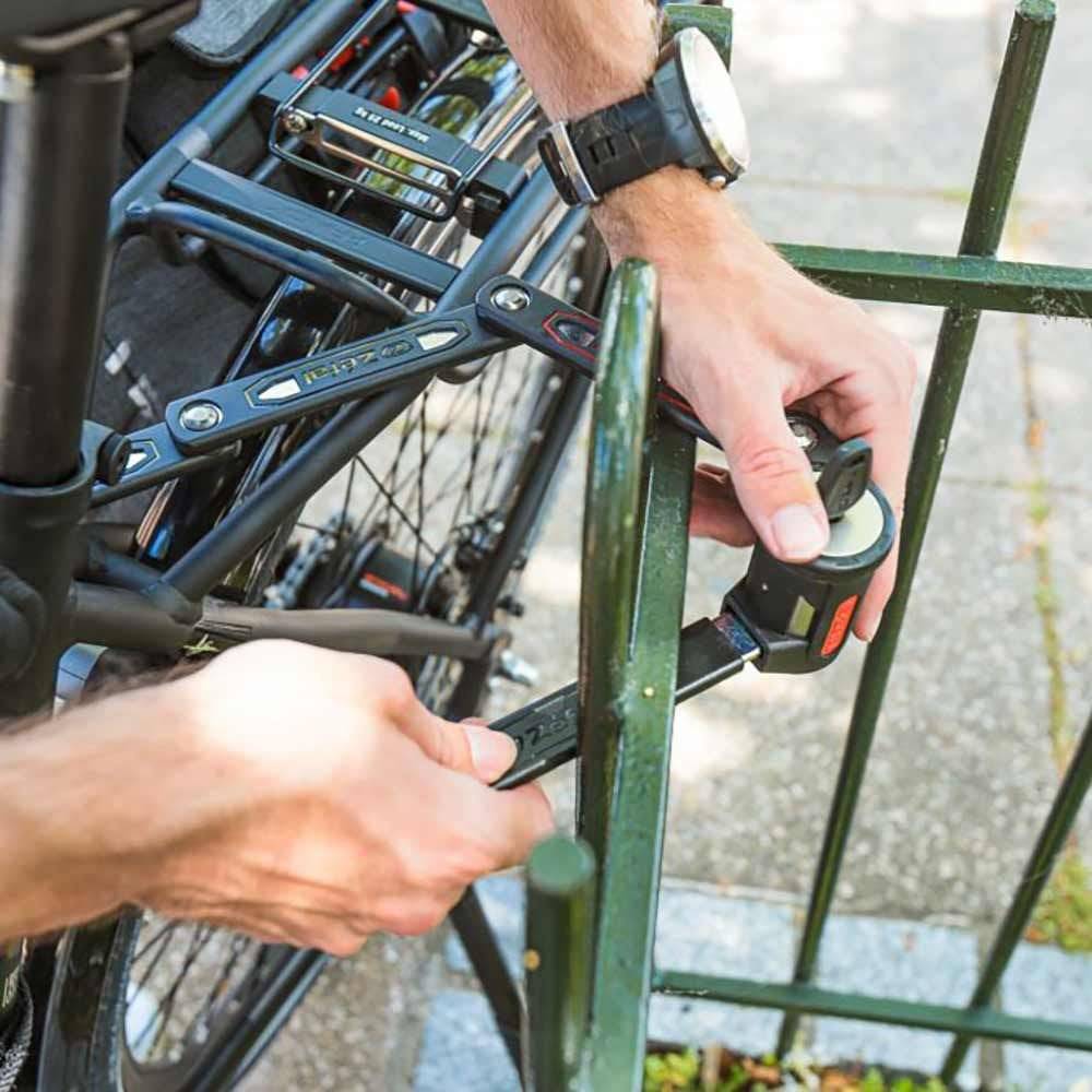 Zefal K-Traz F16L folding bike lock with double locking system and 95cm cable, black and compact for bike security.