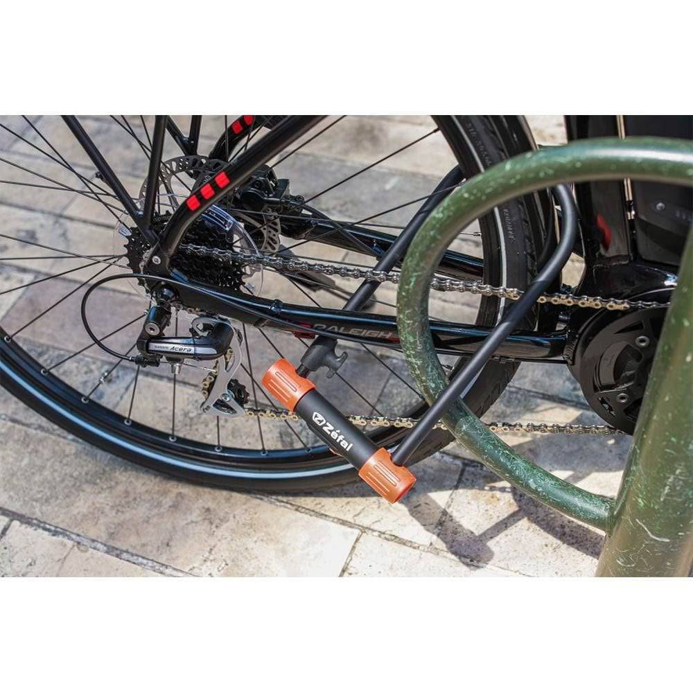 Zefal K-Traz U13 large U-lock with double locking system and mounting kit for bike security.