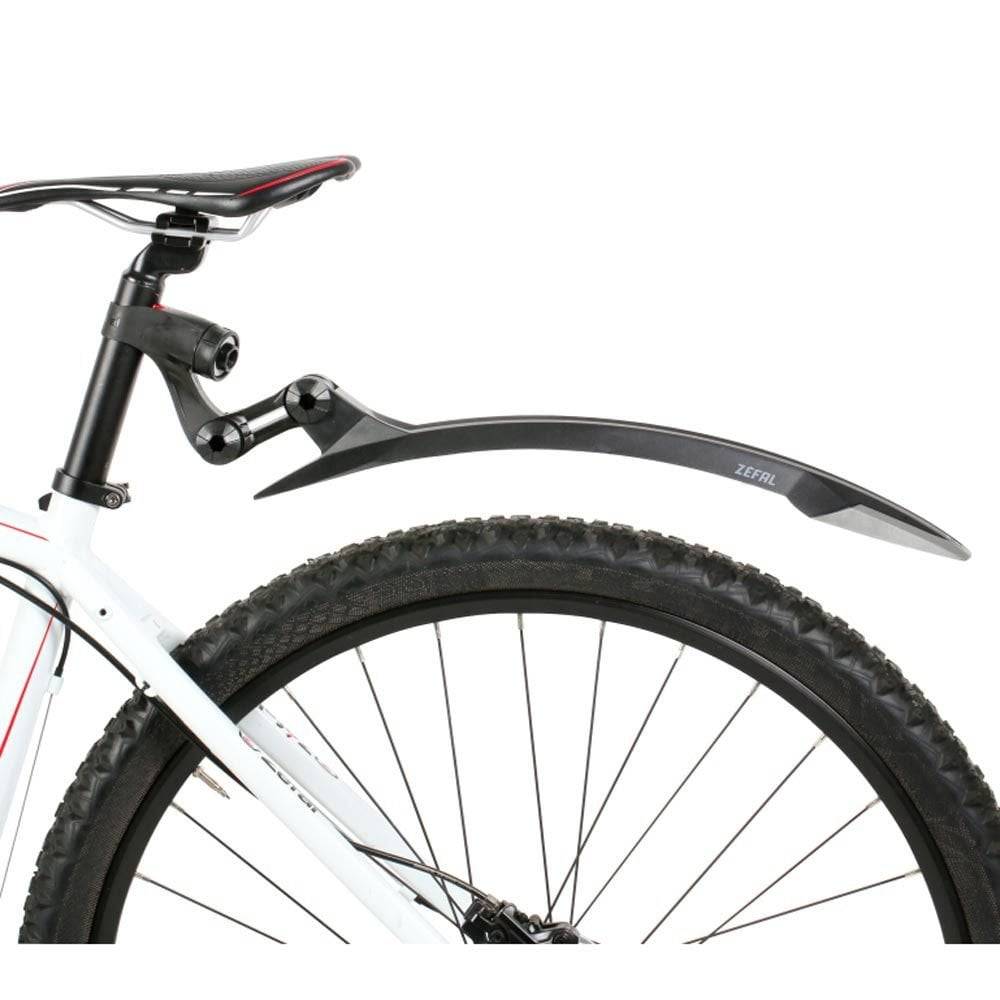 Zefal Mountain Guards Deflector RM60+ rear mudguard attached to a mountain bike with 29-inch wheels, designed for MTB protection.