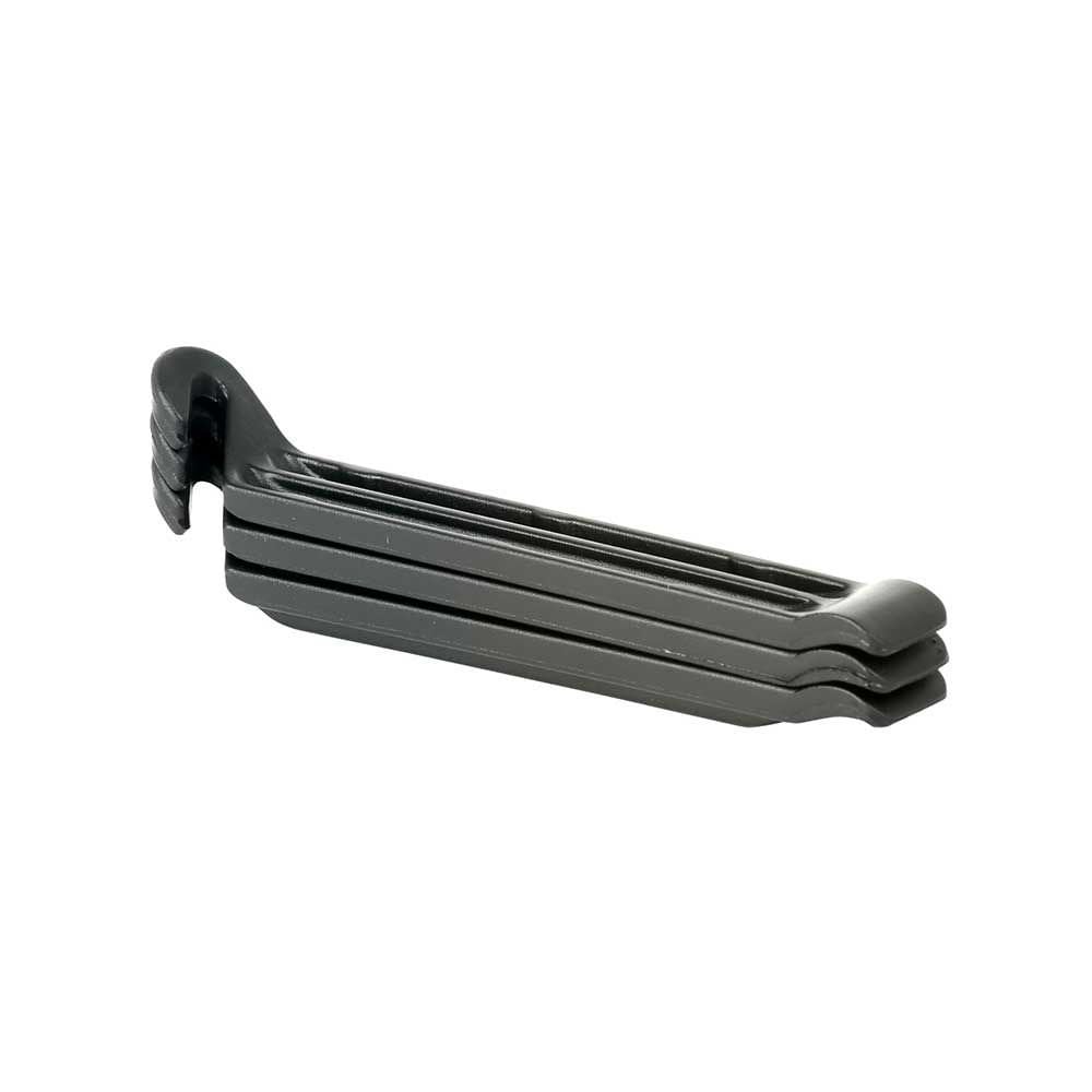 Zefal DP20 bike tyre levers set of 3 made from durable resin for easy tyre removal and repair in a workshop setting.