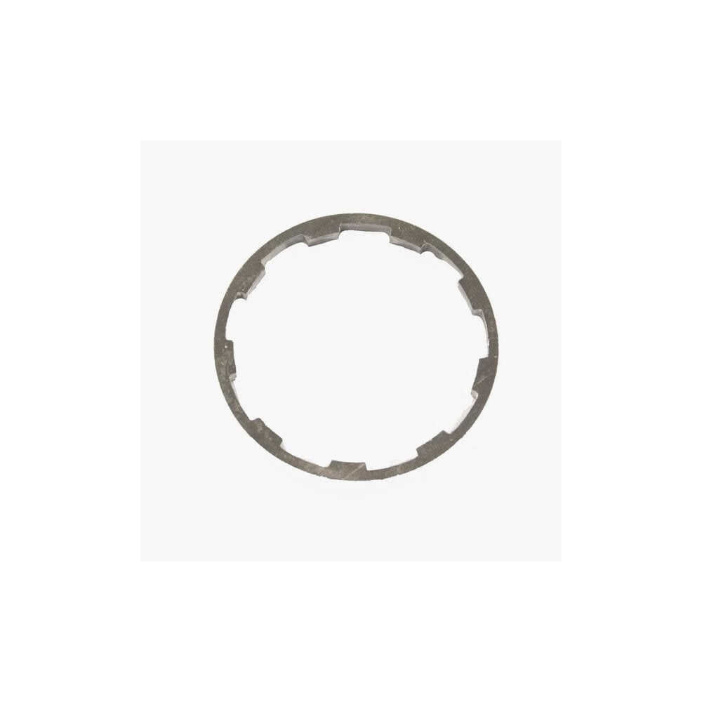 Shimano CS-7700 9-speed sprocket spacer, 2.56mm, for smooth gear shifting on bike components.