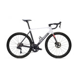 Colnago V5rs Disc 2025 carbon road bike with Shimano Dura Ace Di2 R9200 groupset, featuring sleek frame and disc brakes.