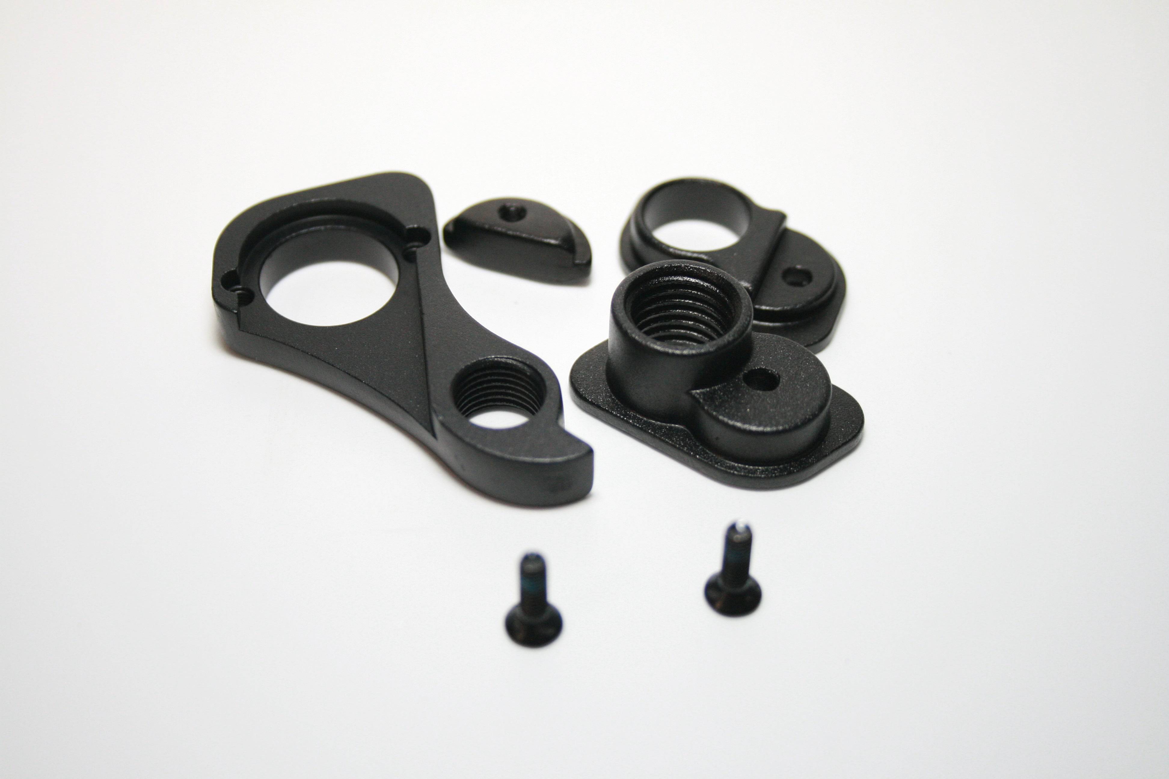 Giant Liv Flip Chip Rear Derailleur Hanger HAK10R for MY22 Revolt bikes, close-up of black metal bike component with mounting points.