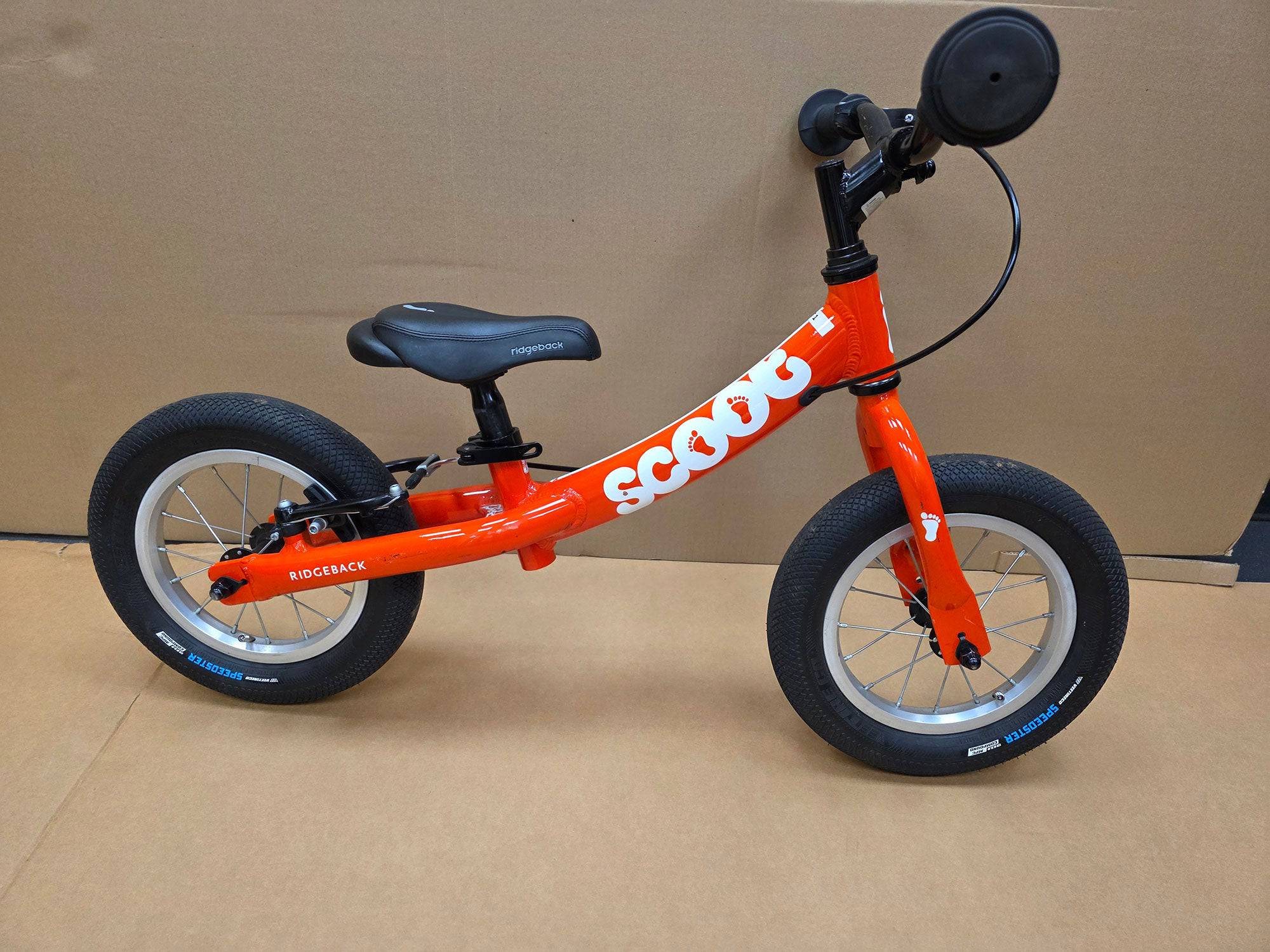 Ridgeback Kids Scoot Red - Ex Demo | Swinnerton Cycles