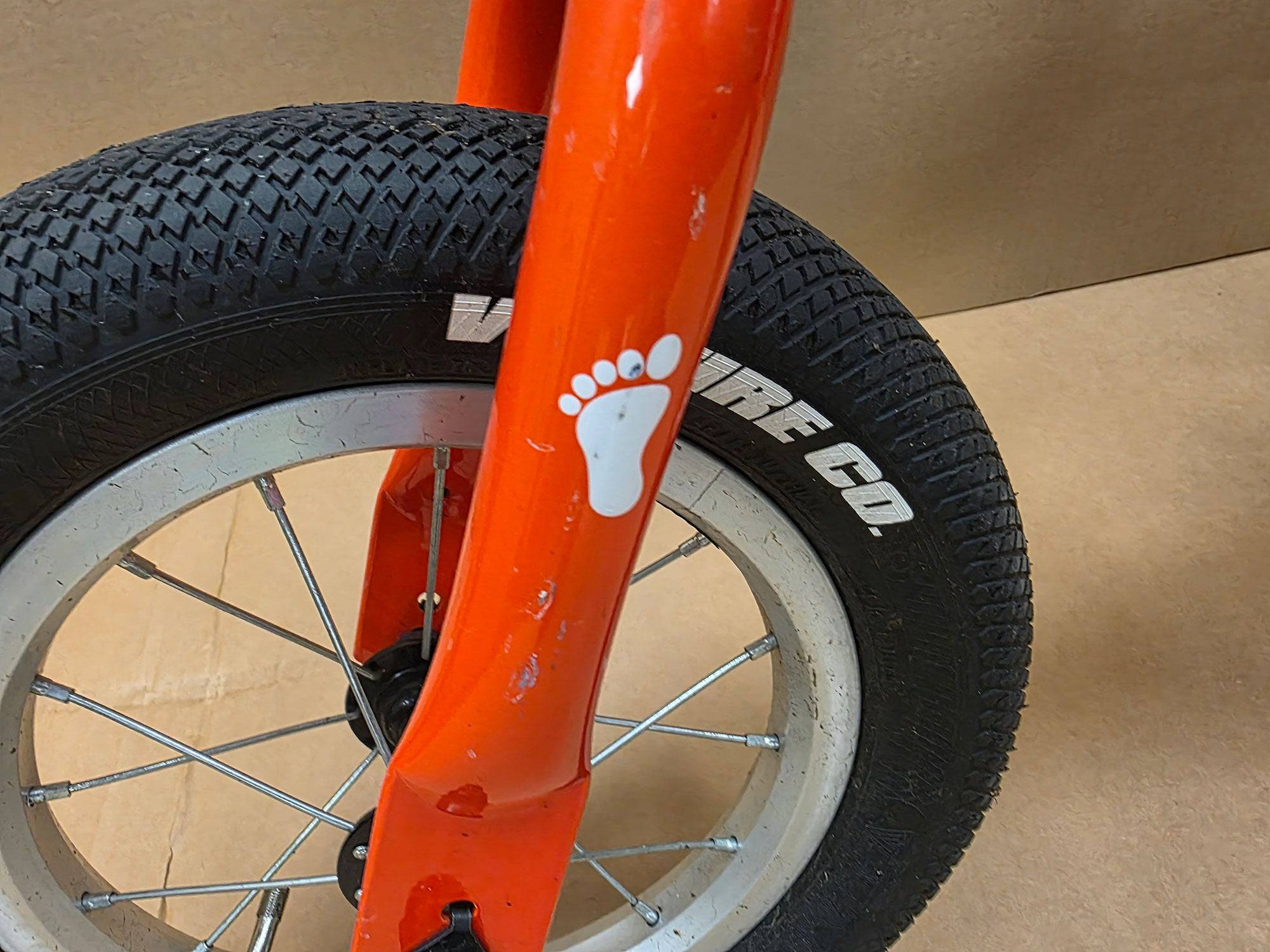 Ridgeback Kids Scoot Red - Ex Demo | Swinnerton Cycles