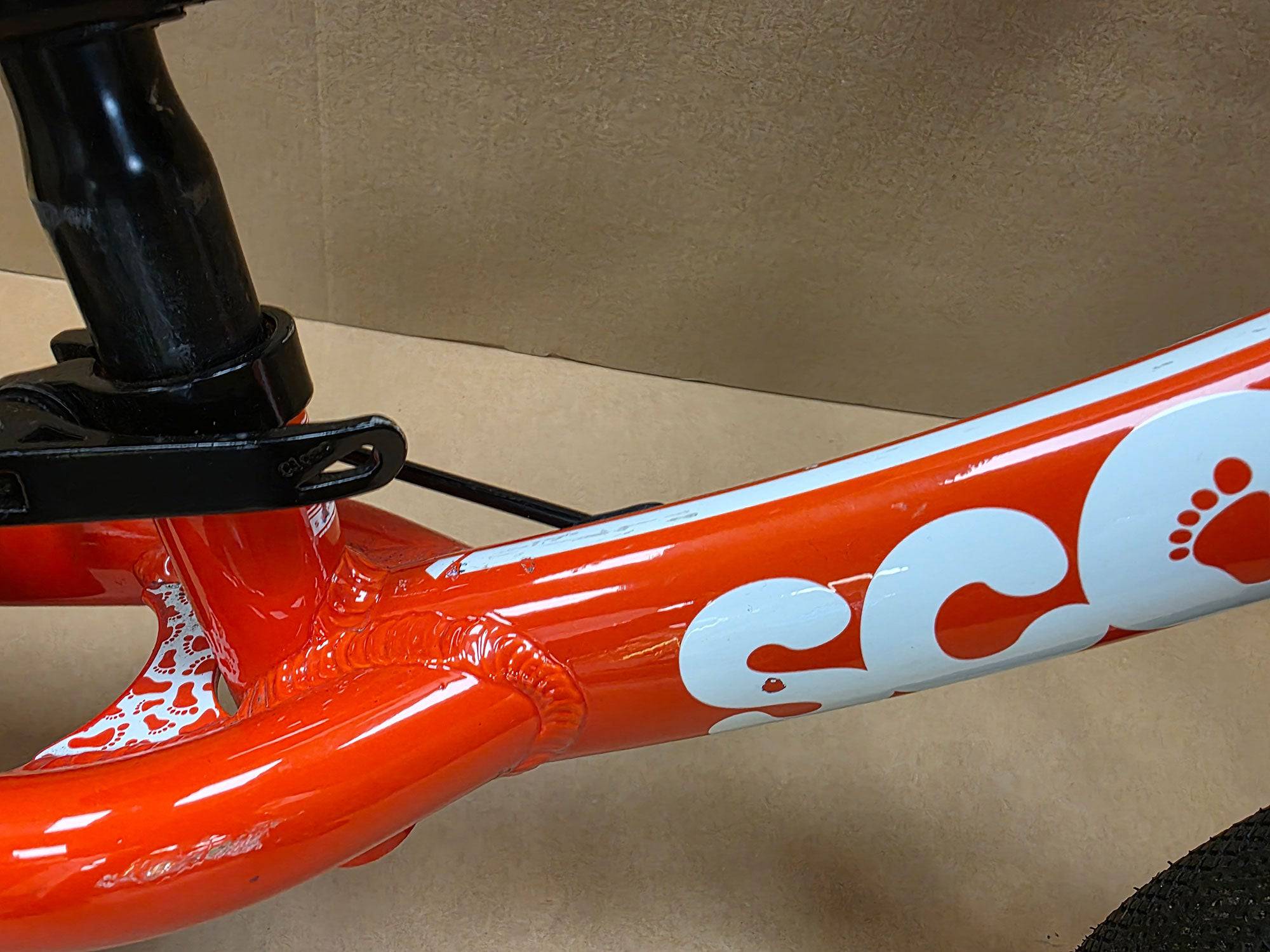 Ridgeback Kids Scoot Red - Ex Demo | Swinnerton Cycles