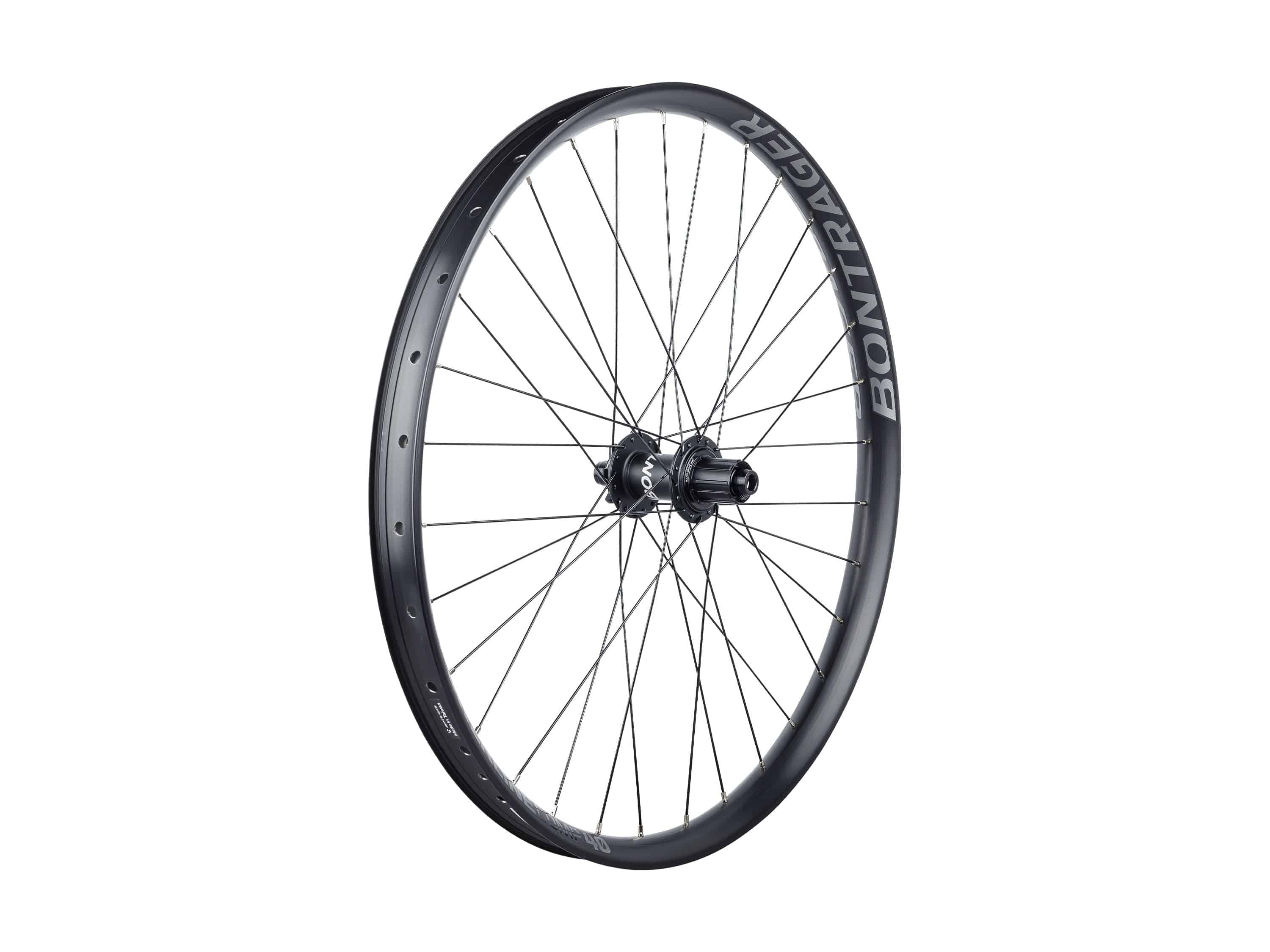 Bontrager Powerline Comp 40 27.5 MTB wheelset with tubeless ready, disc brake compatibility, black rear wheel for mountain biking.