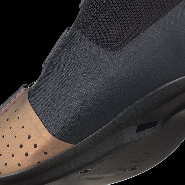 Fizik R4 Tempo Overcurve Wide | Swinnerton Cycles