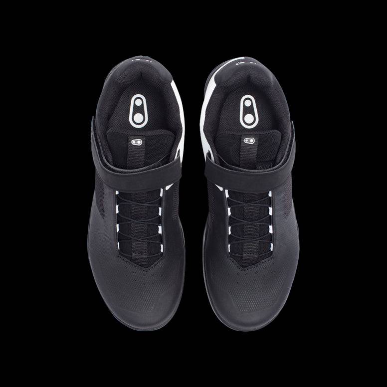 Crank Brothers Mallet Speedlace MTB shoes with Match Box outsole, designed for trail riding and outdoor mountain biking.