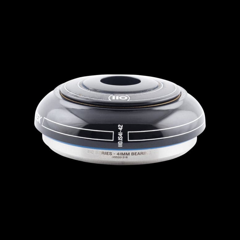Cane Creek 110 IS41/28.6 black 9mm headset with sealed bearings and split-lip seal for bicycle components.