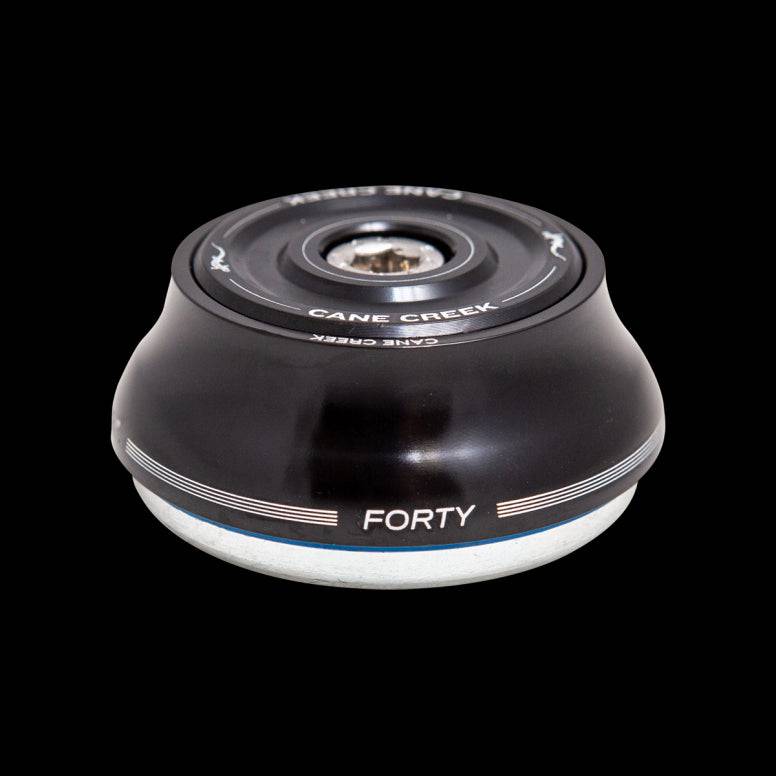 Cane Creek 40 IS42/28.6 headset with clip-seal and sealed bearings for smooth steering, shown with components and bearings.