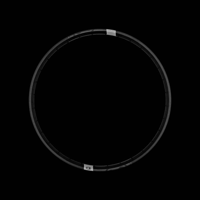 Crank Brothers Synthesis Alloy Enduro Rim for mountain bike wheel system, showcasing the durable alloy rim and spoke details.
