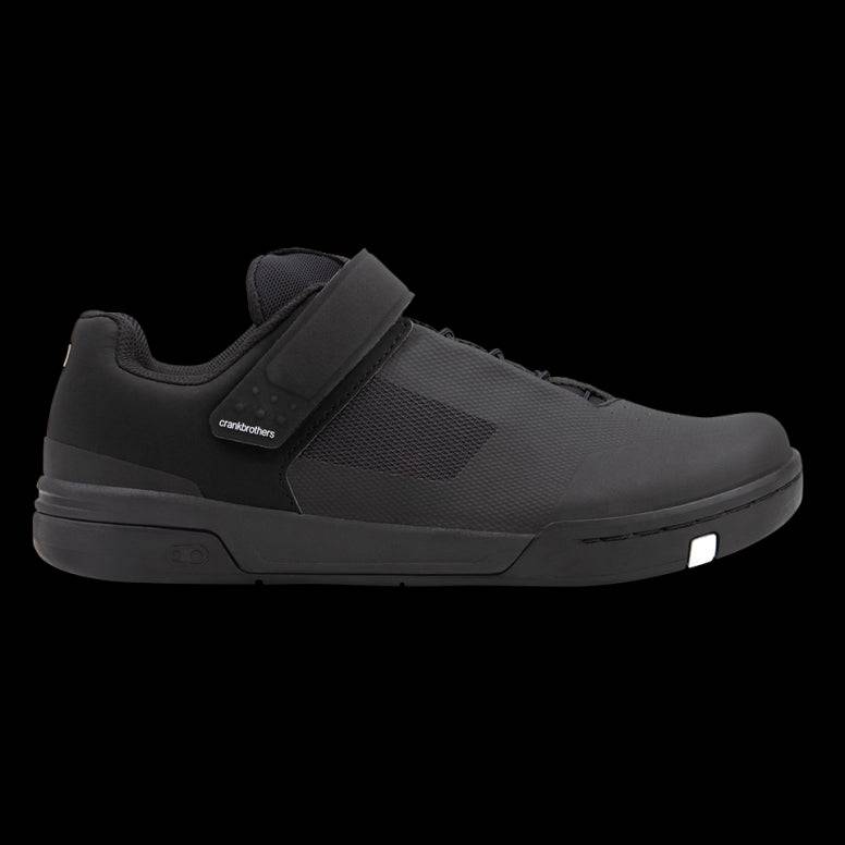 Crank Brothers Stamp Speedlace MTB shoes for mountain biking, featuring flat pedal design and breathable footwear for cycling.
