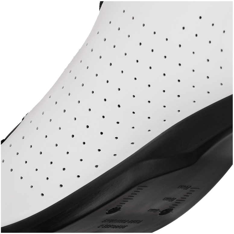 Fizik Vento Omna road cycling shoes with BOA Fit System, featuring sleek design and breathable upper for performance riding