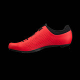 Fizik Vento Omna road cycling shoes with BOA Fit System, lightweight performance footwear for cycling enthusiasts.