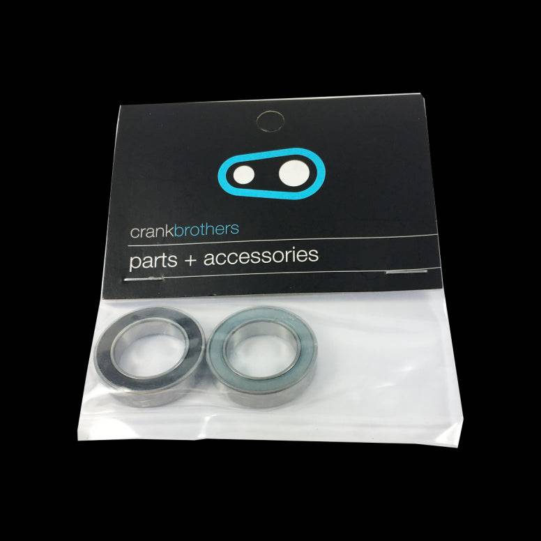 Crankbrothers Synthesis front bearing kit for i9 Hydra hub, durable cycling component with metal bearings and precise fitting.