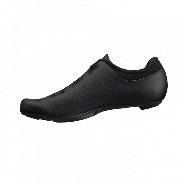 Fizik Vento Omna Wide Fit road cycling shoes with breathable upper and stiff sole, designed for unisex cycling comfort.