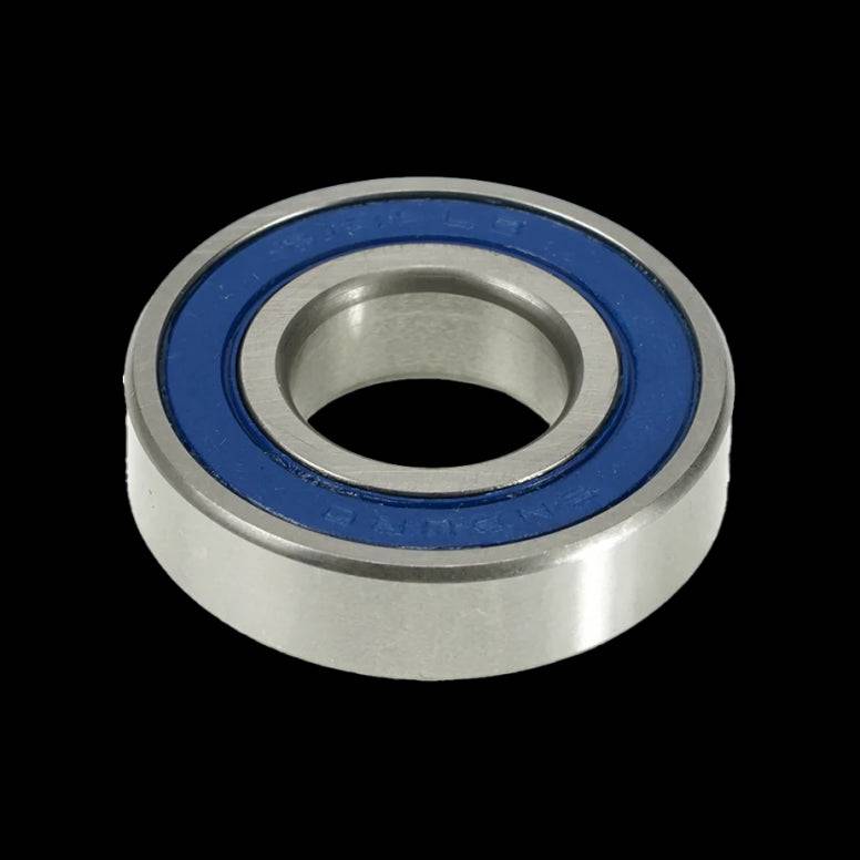 Enduro Bearings R10 LLB ABEC 3 bottom bracket bearing with dual-lip seals, designed for bicycle components.